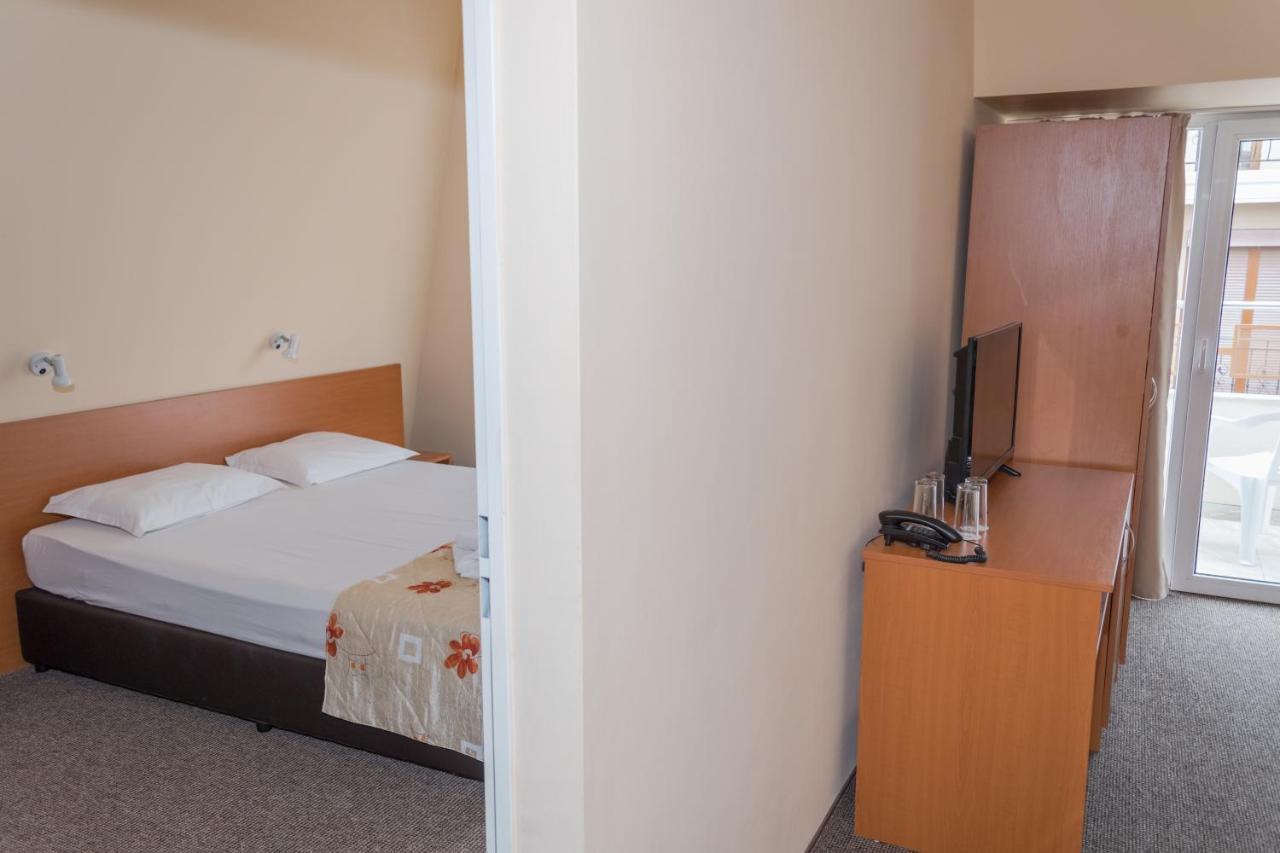 Eva Hotel